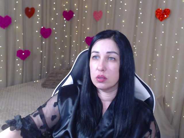 JillStevens's BongaCams show and profile