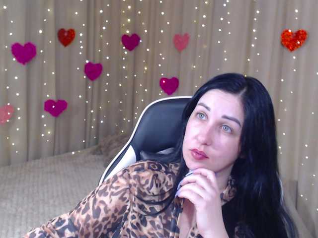 JillStevens's BongaCams show and profile