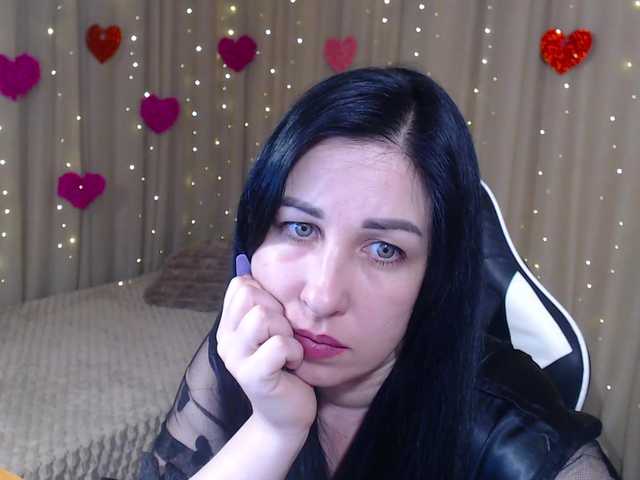 JillStevens's BongaCams show and profile