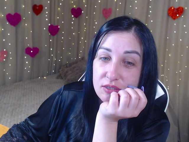 JillStevens's BongaCams show and profile