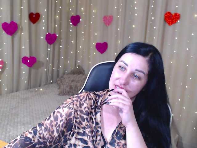 JillStevens's BongaCams show and profile