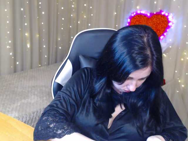 JillStevens's BongaCams show and profile