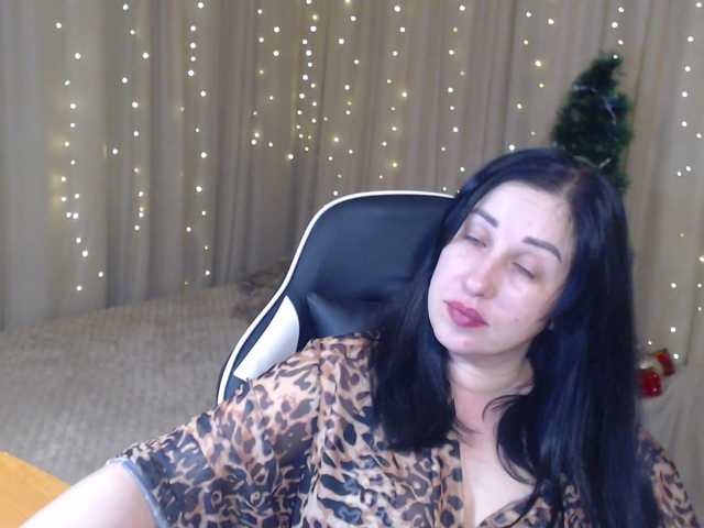 JillStevens's BongaCams show and profile