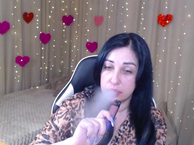 JillStevens's BongaCams show and profile