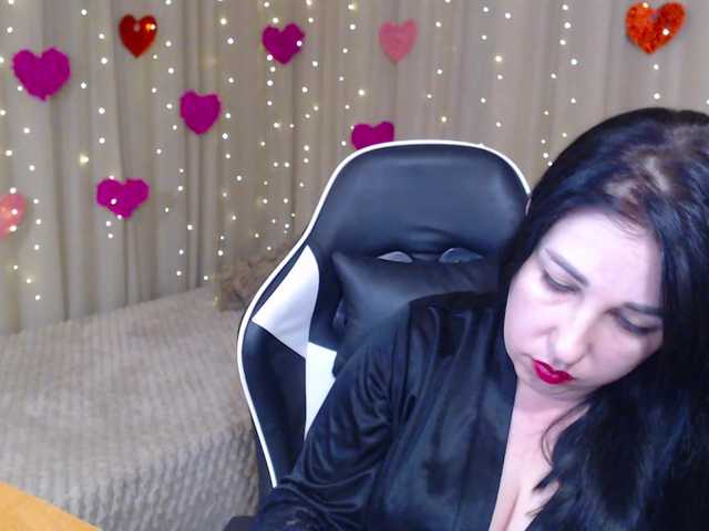 JillStevens's BongaCams show and profile