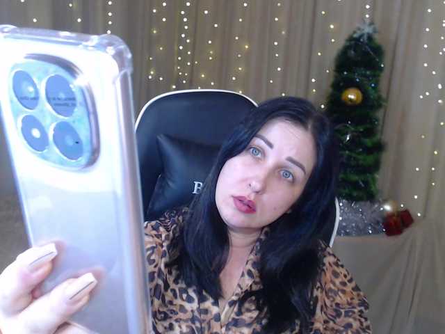 JillStevens's BongaCams show and profile