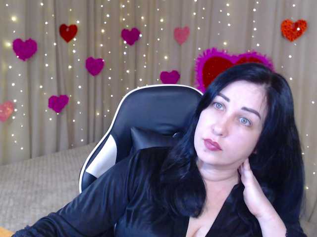 JillStevens's BongaCams show and profile