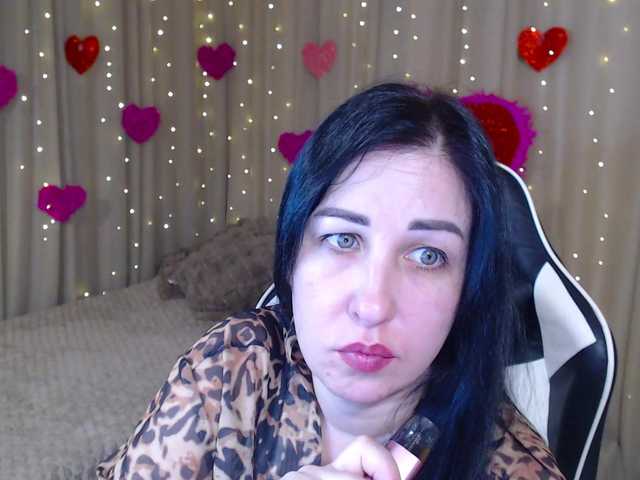 JillStevens's BongaCams show and profile