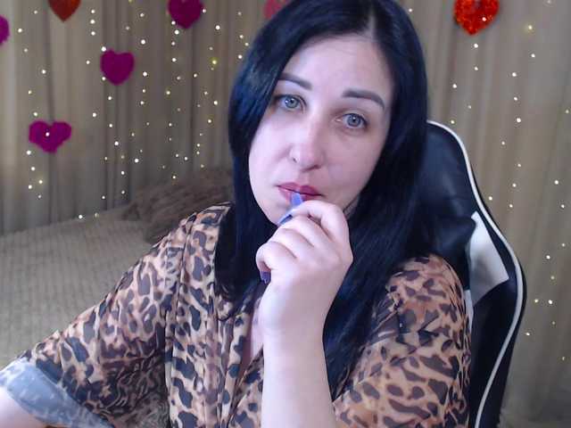 JillStevens's BongaCams show and profile