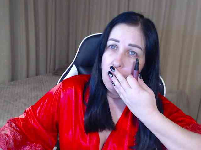 JillStevens Live Webcam on BongaCams