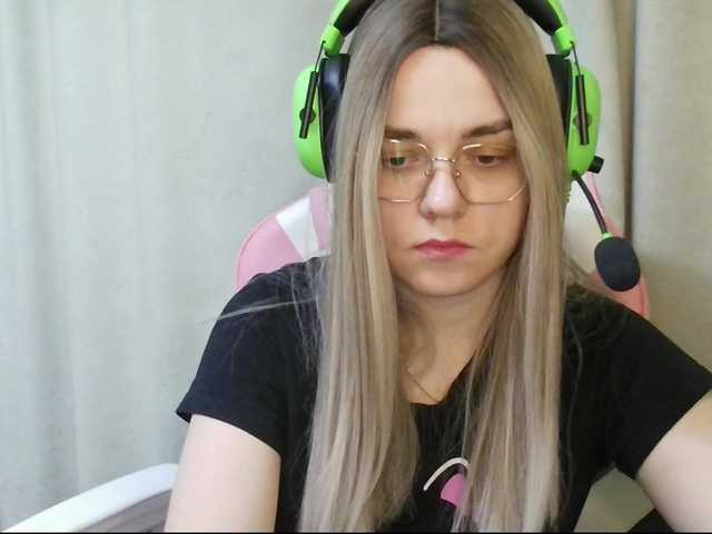 RuthSimp's BongaCams show and profile