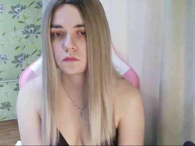 RuthSimp webcam