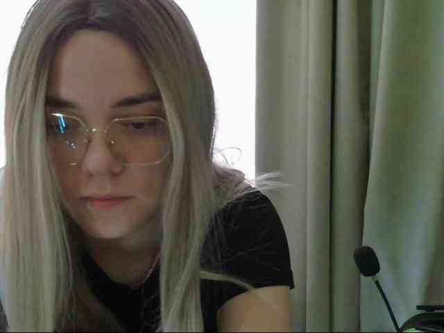 RuthSimp webcam