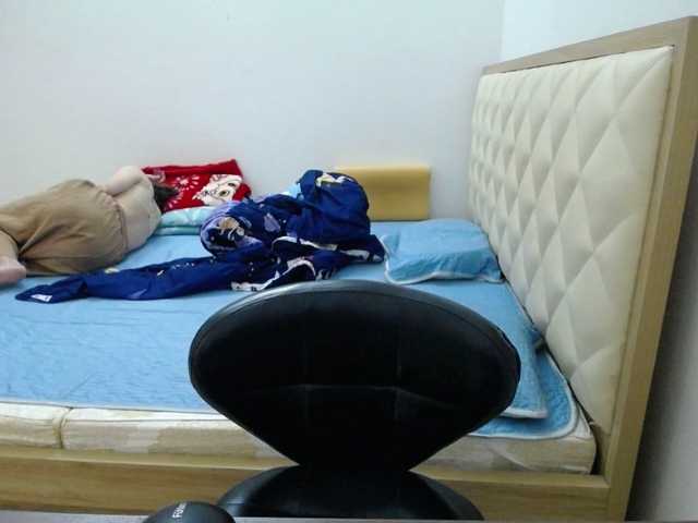 HotQueen93's BongaCams show and profile