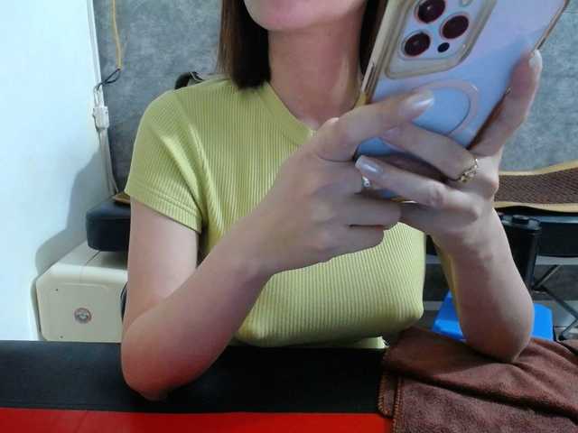 HotQueen93's BongaCams show and profile