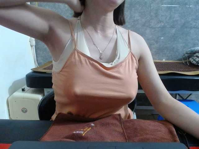 HotQueen93 webcam