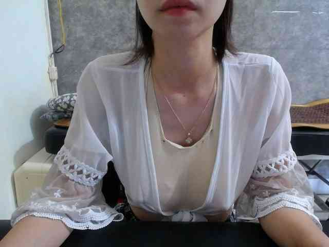 HotQueen93 webcam