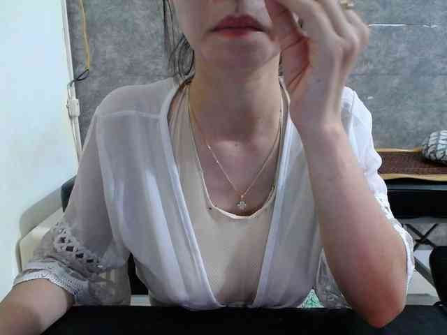 HotQueen93 webcam