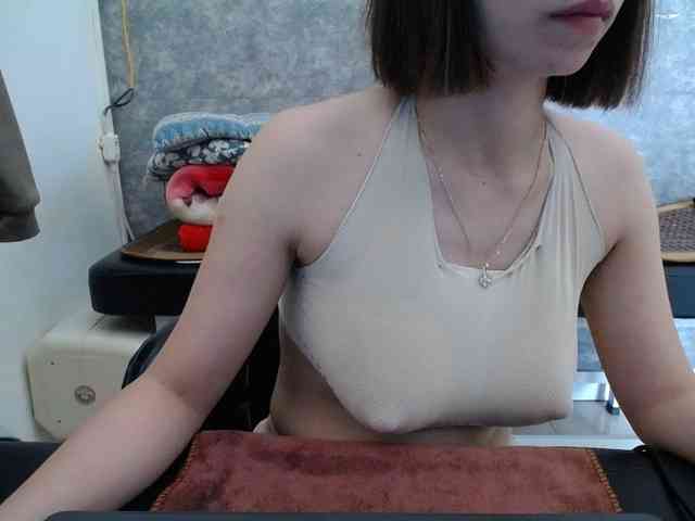 HotQueen93 webcam