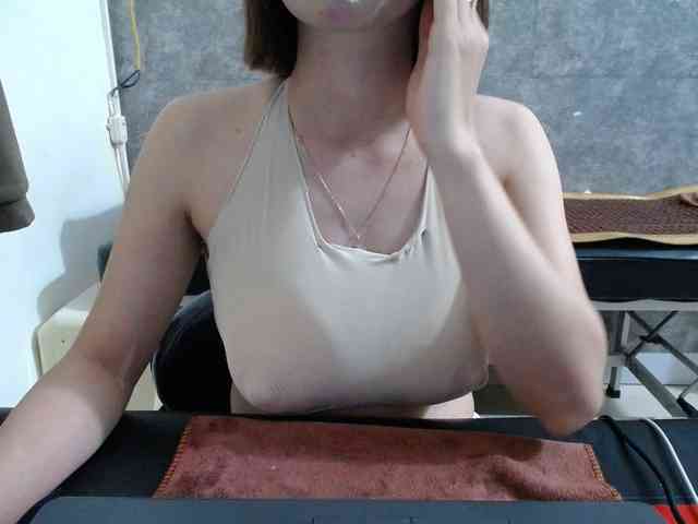 HotQueen93 webcam