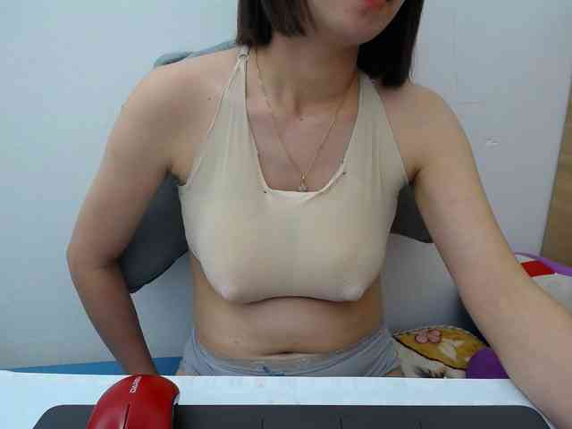 HotQueen93 webcam