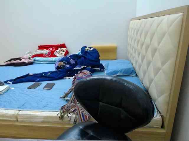 HotQueen93 HotQueen93