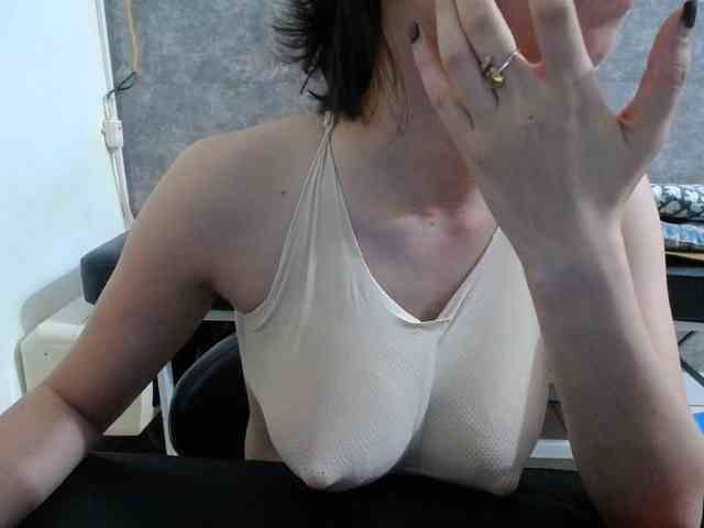 HotQueen93 webcam