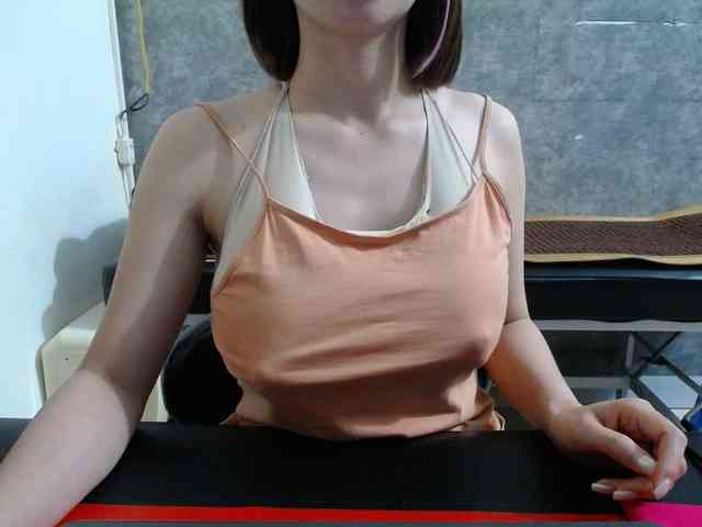 HotQueen93 HotQueen93