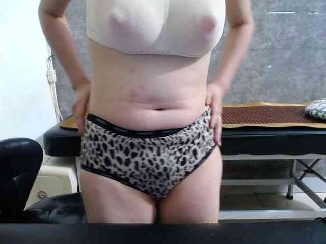 HotQueen93 webcam