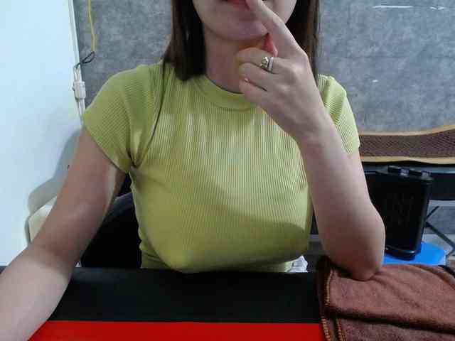 HotQueen93 HotQueen93