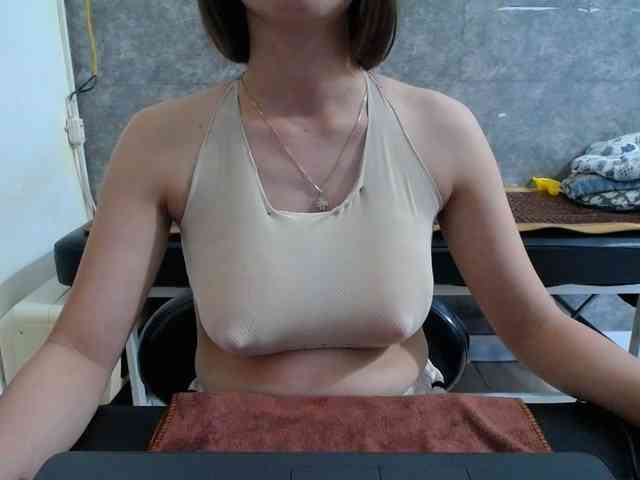 HotQueen93 webcam