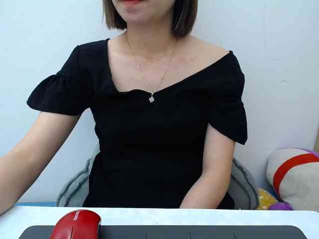 HotQueen93 webcam