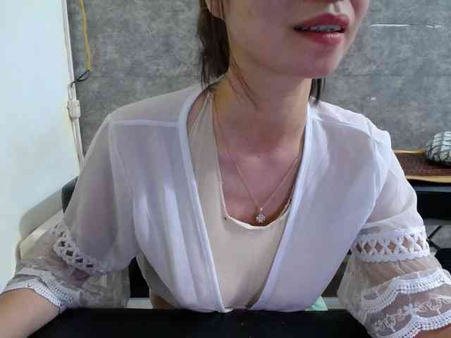 HotQueen93 webcam