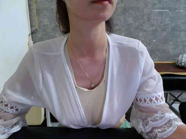 HotQueen93 webcam