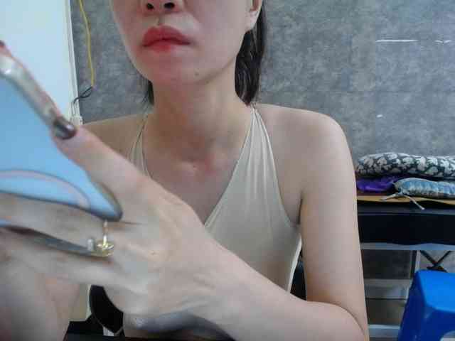HotQueen93