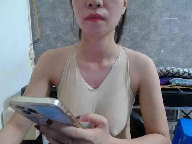 HotQueen93 webcam