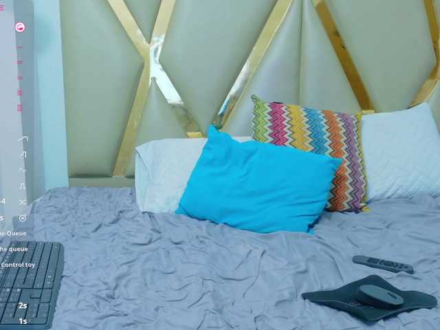  HornyVirginn chat room