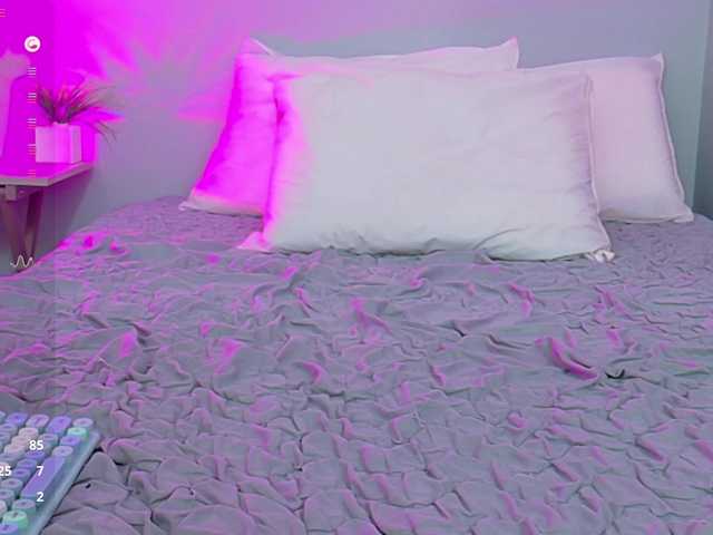  HornyVirginn chat room