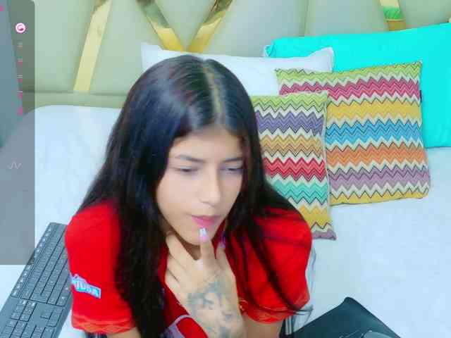 Hornyvirginn webcam