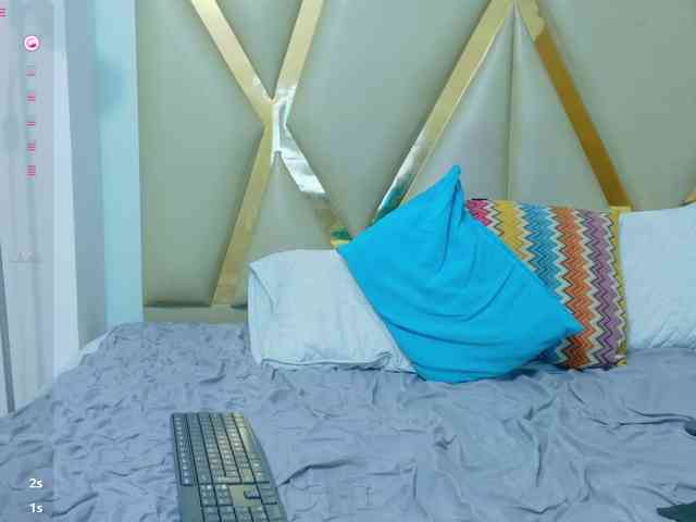 Hornyvirginn webcam