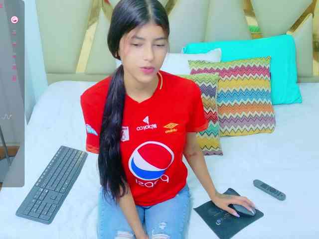 Hornyvirginn webcam