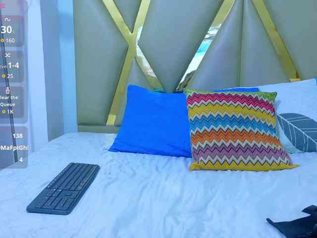 livecam sex Hornyvirginn