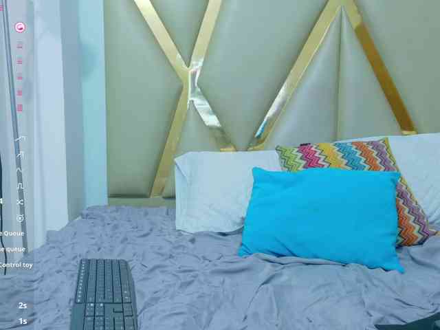 Hornyvirginn webcam
