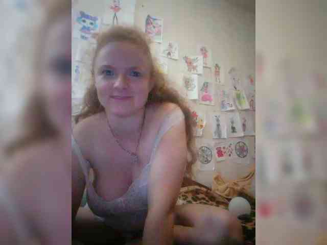 Rae-Jeannie webcam