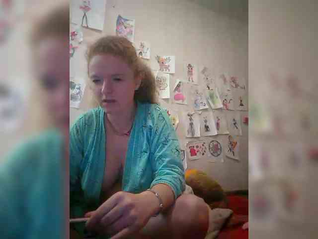 Rae-Jeannie webcam