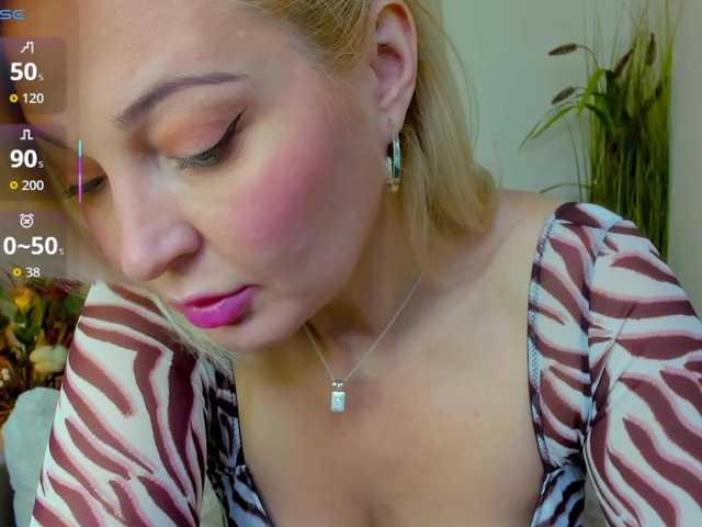 milena-sexyy's BongaCams show and profile