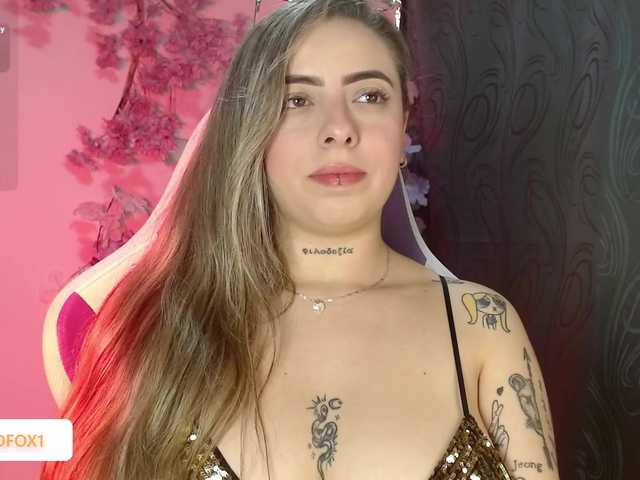 NaomiFox1's BongaCams show and profile