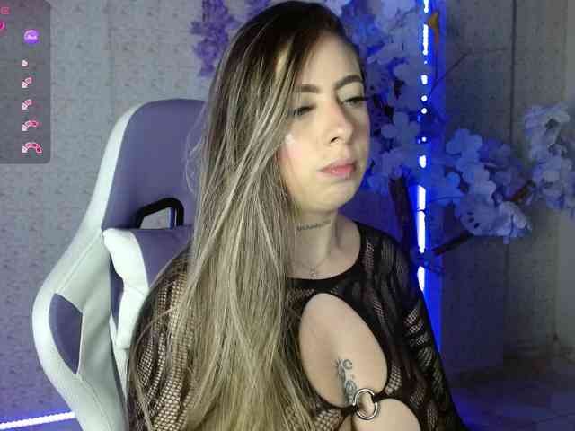 NaomiFox1