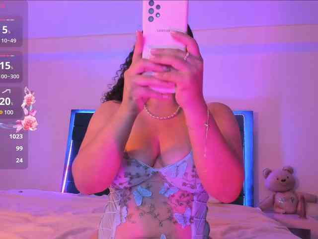 Gabrielle22444 webcam