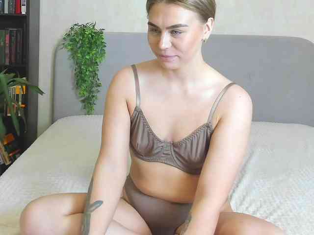 Sassy-Jam's webcam live show